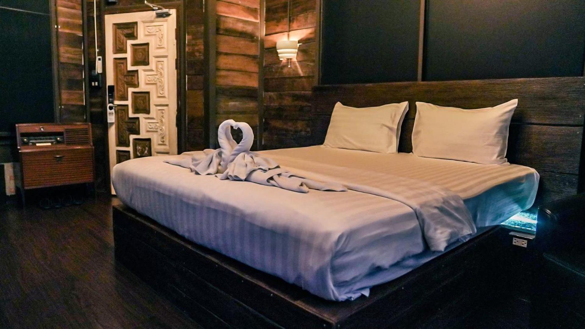 Letana Hotel Bang Phli Ngoại thất bức ảnh